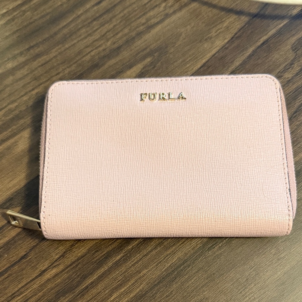 Furla Soft Pink Wallet